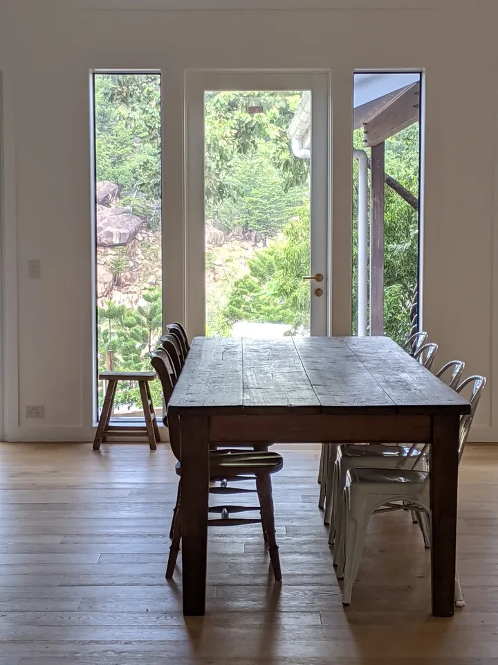 reef shack — dining room with garden views